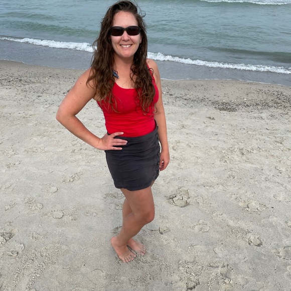 Meet your Posher, Courtney - Picture 1 of 1